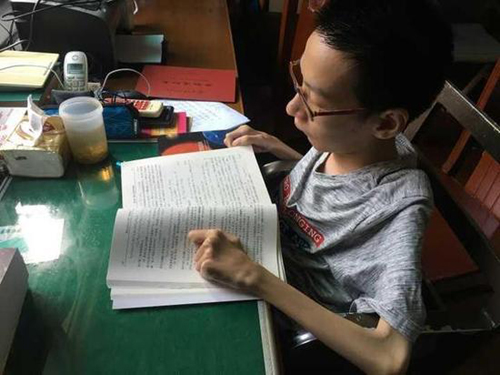 邵鎮煒:即使小個子 也能投射出巨大的影子