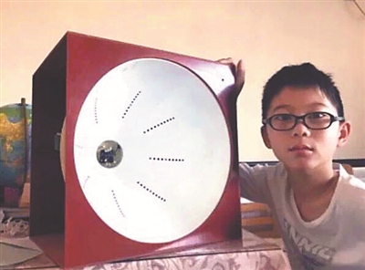 高云路與他的發明作品。