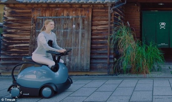 日企研發(fā)輪椅型機器人 用戶可自由“騎行”