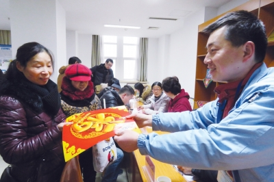 招聘會現(xiàn)場。孔生 攝